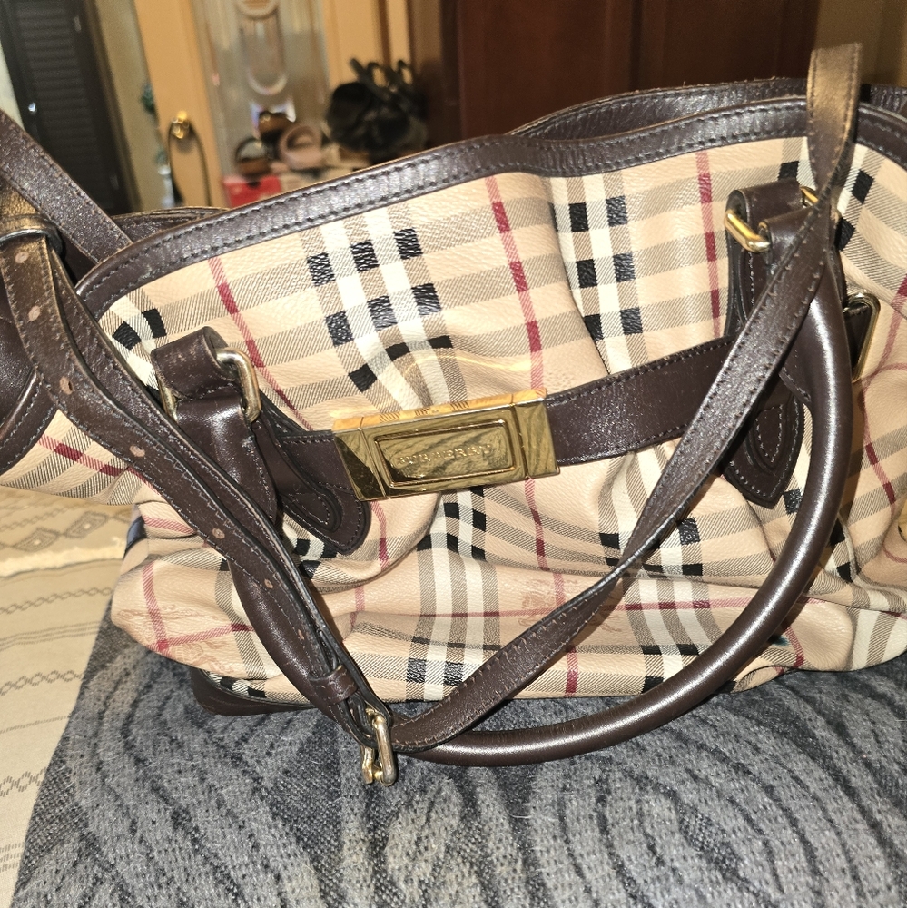 Burberry Purse With Strap